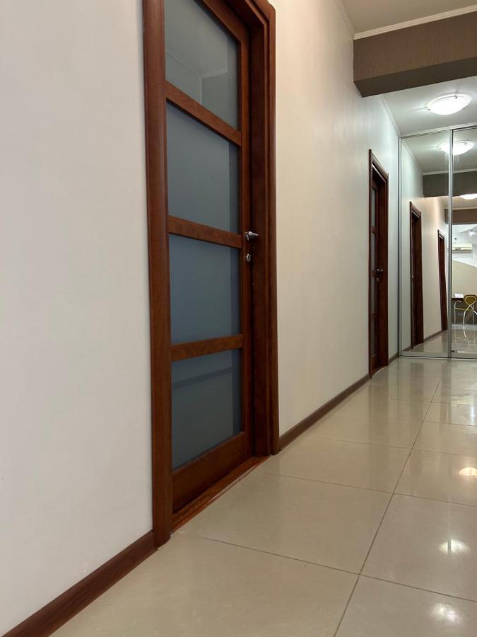 Pavlovskaya Square Apartman Harkov Kültér fotó